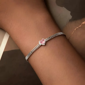 pulseira-de-prata-stay-banhado-a-ouro-branco-com-zirconias-no-braco-direito