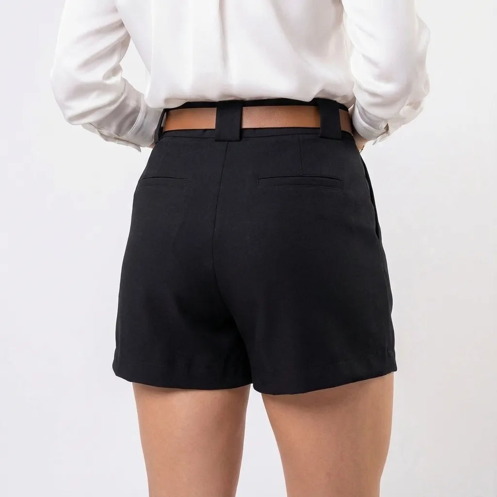 short-alfaiataria-feminino-com-cinto-liana-costas-perto