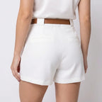 short-alfaiataria-feminino-com-cinto-maelle-costas-perto