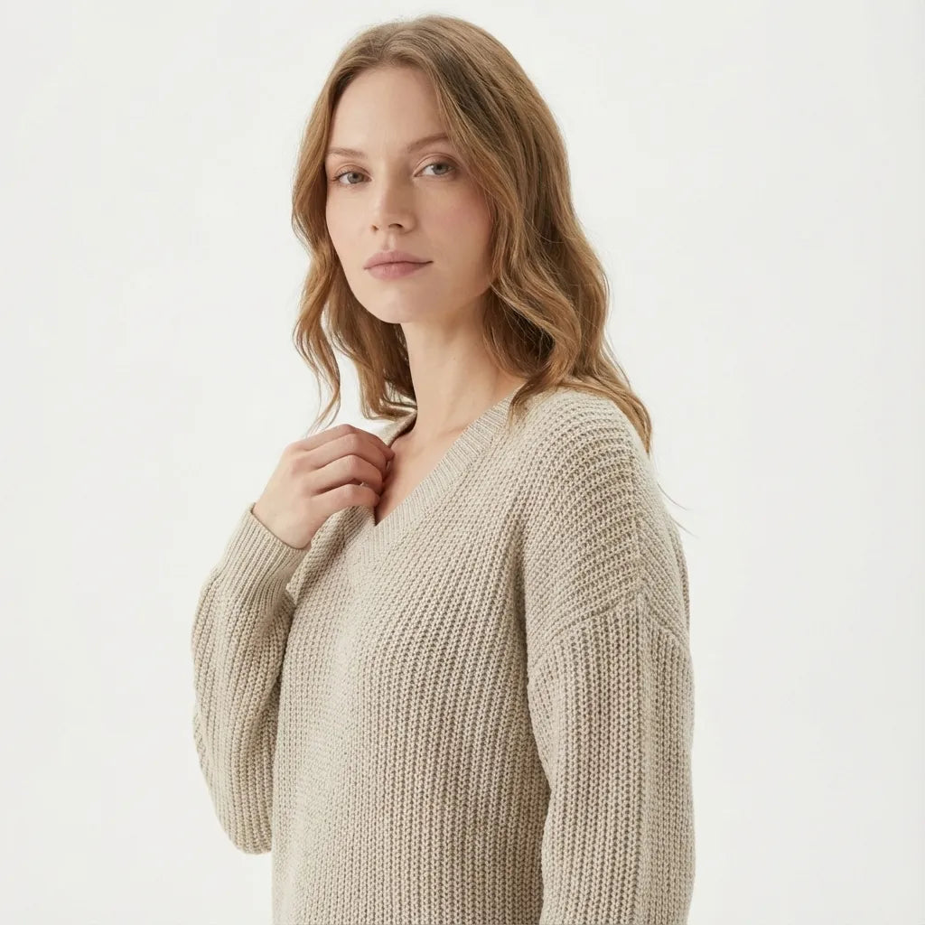 sueter-feminino-em-trico-manga-bufante-armine-lado-perto