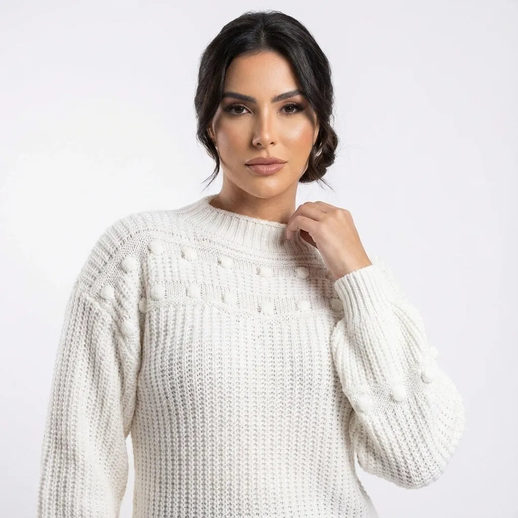 sueter-feminino-em-trico-manga-bufante-maite-frente-perto