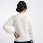 sueter-feminino-em-trico-manga-bufante-maite-costa-perto