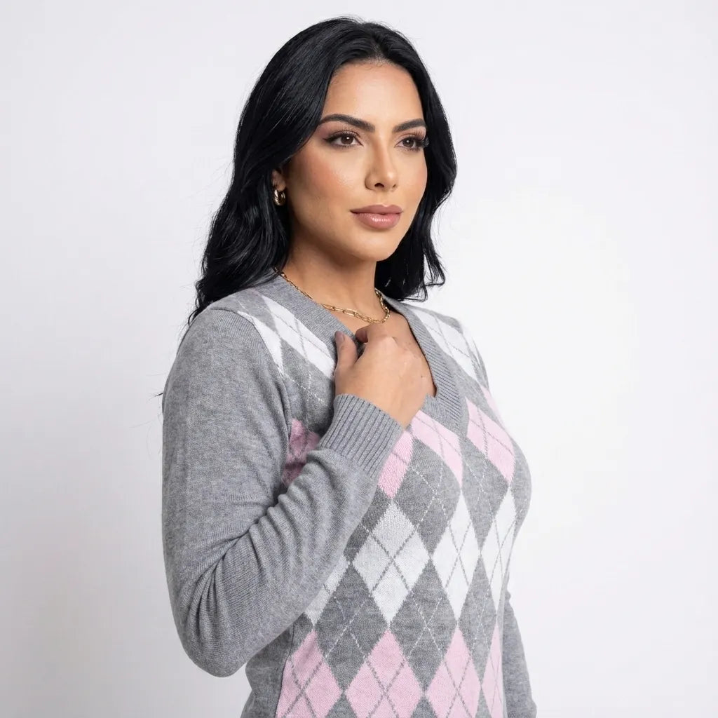 sueter-feminino-em-trico-xadrez-audrey-frente-perto-2