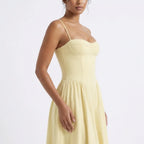 vestido-corset-midi-clara-lado-perto