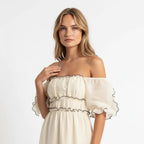 vestido-midi-ombro-a-ombro-martine-de-frente-perto